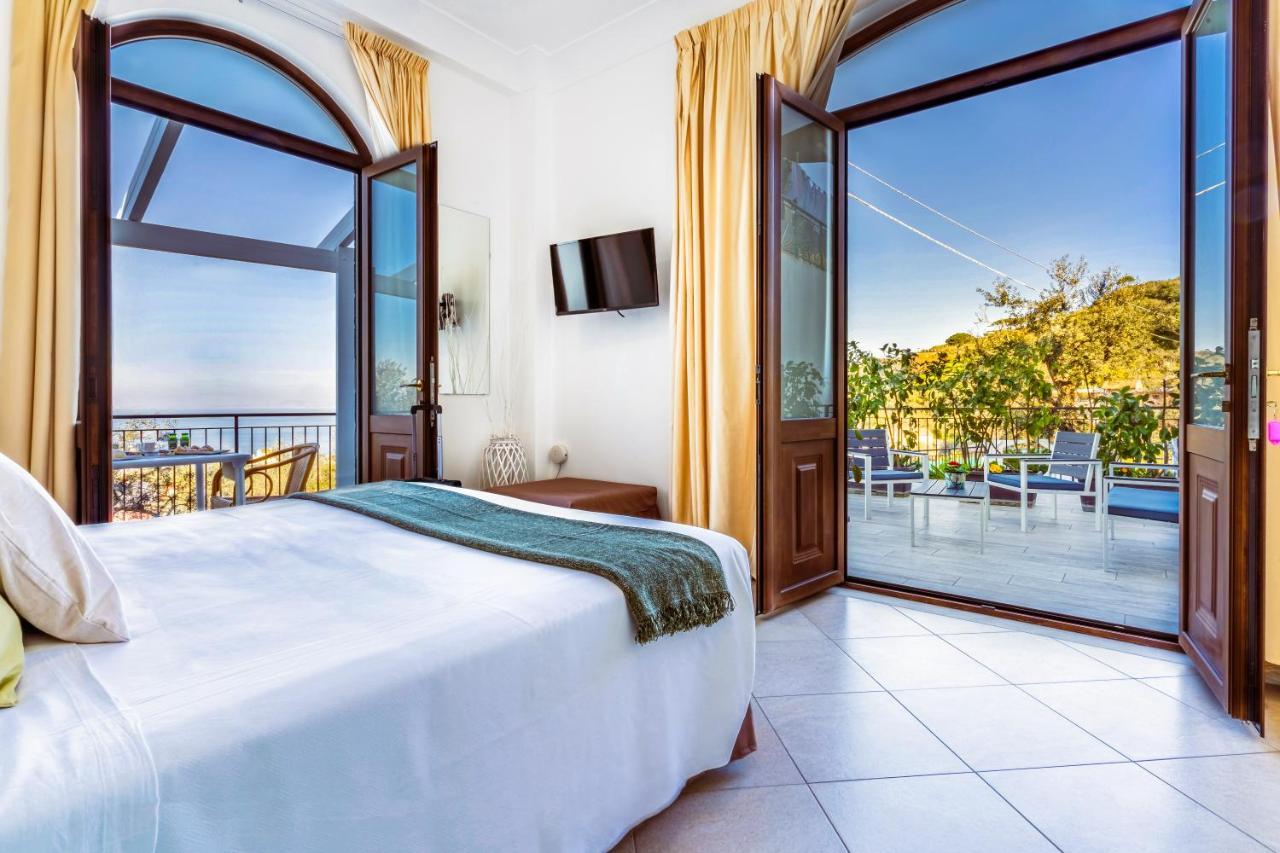 Hotel Terrazza Iride à Massa Lubrense Extérieur photo
